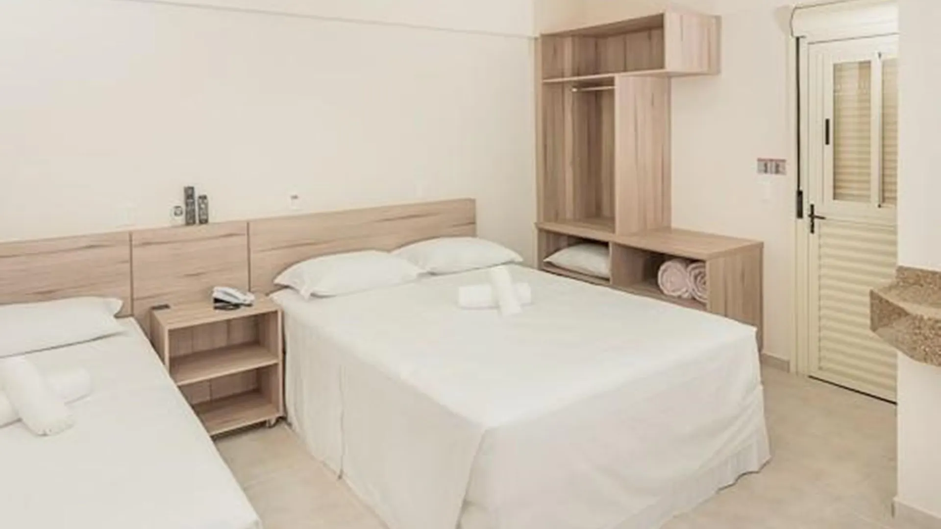 Hotel Dois H location