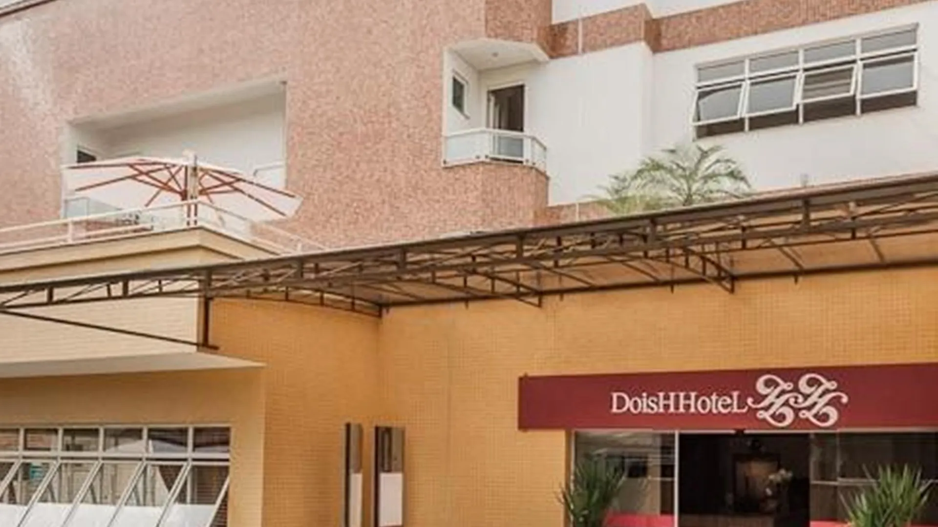 Hotel Dois H Joinville 3*,