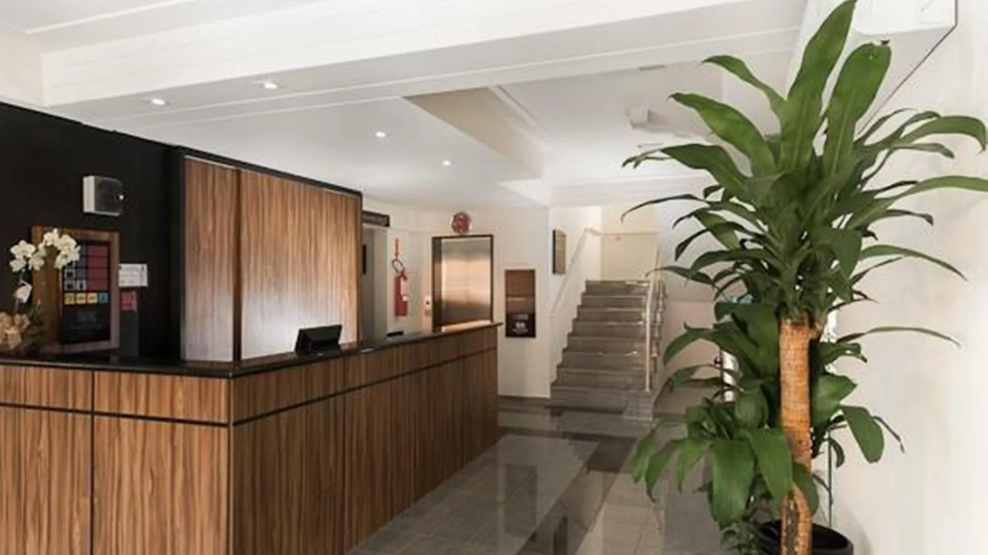 Hotel Dois H Joinville